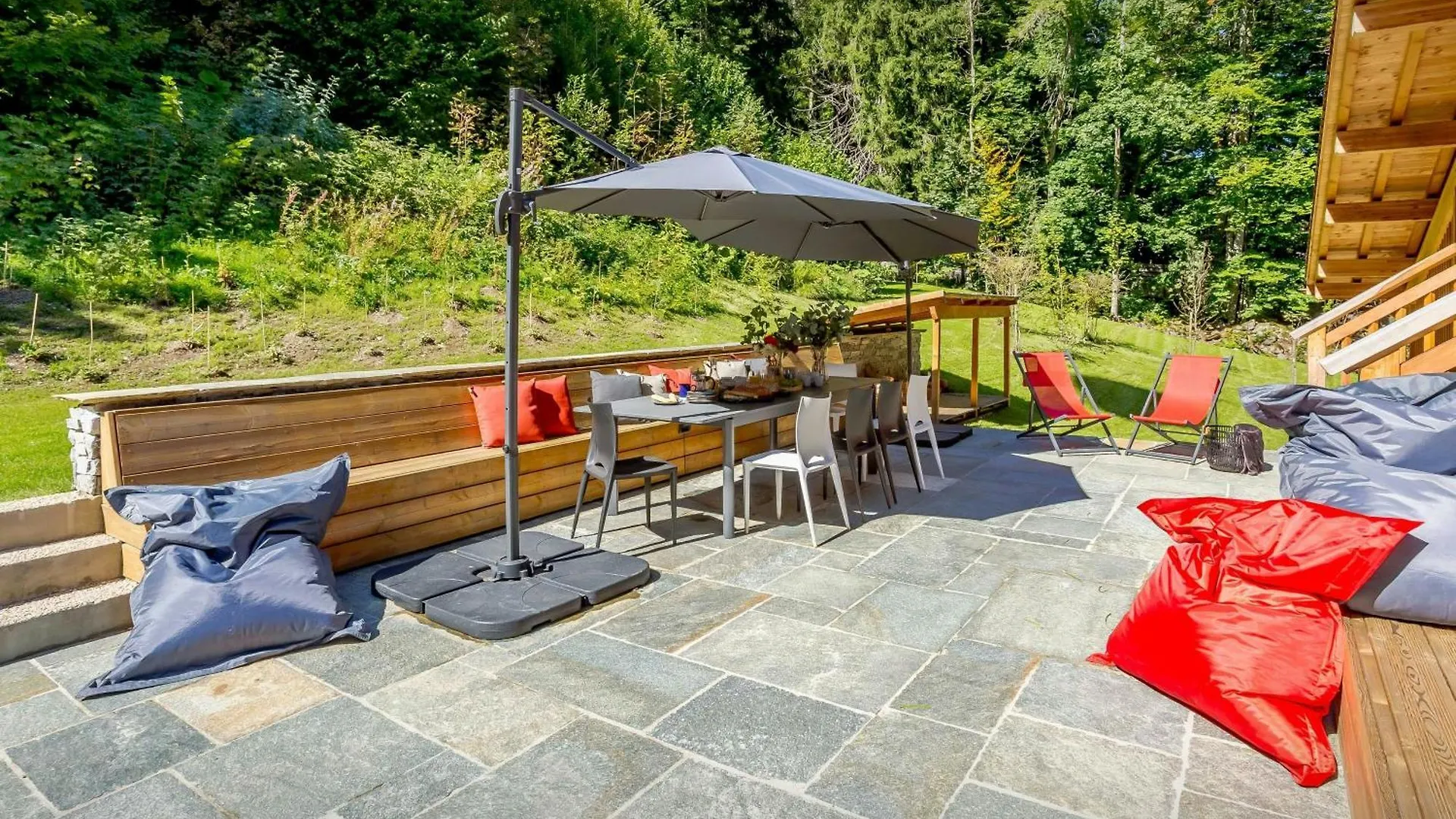 Chalet Riparian - Ovo Network لا كلوساز