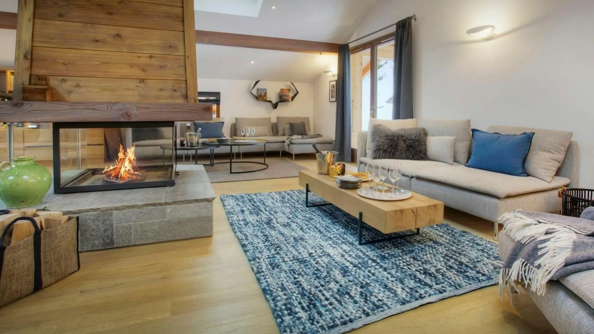 Chalet Riparian - Ovo Network لا كلوساز